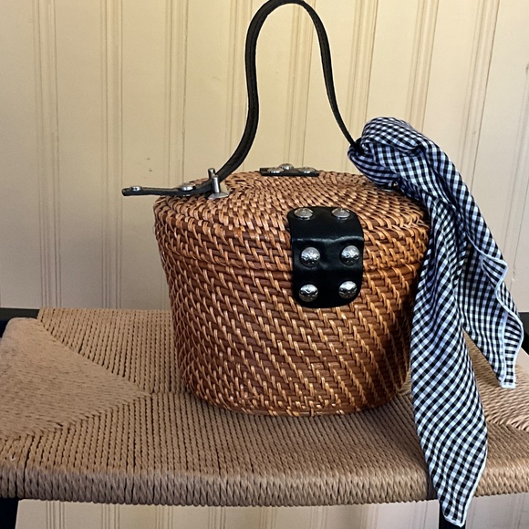 Patricia Nash woven bag - Picture 2 of 9